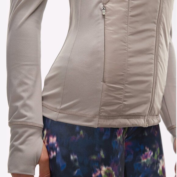 Peloton Cadent Run Jacket — Women’s — [Beige/XS] — (NWT) - Picture 4 of 4